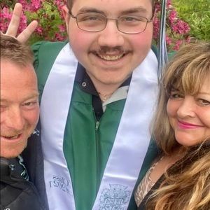 Meet your Posher, DawnaD.